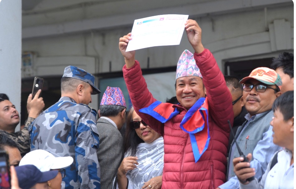 धरान मेयर हर्क साम्पाङको उपस्थितिमा फुङलिङमा ‘श्रम संस्कृति पार्टी’को संगठन विस्तार कार्यक्रम