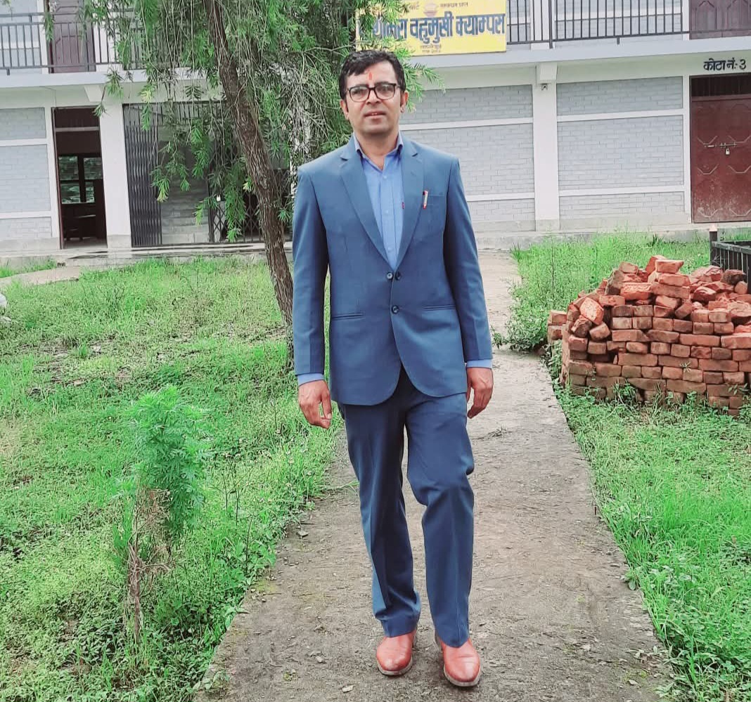 कविता: म एक नथाक्ने यात्री